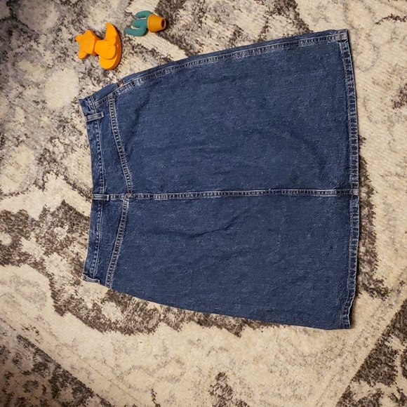 Vintage Eddie Bauer denim skirt - Picture 2 of 6